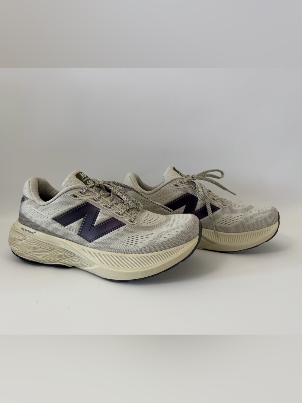 New Balance Fresh Foam X 880v15 Women’s Running Shoes Size 8.5 W88015A